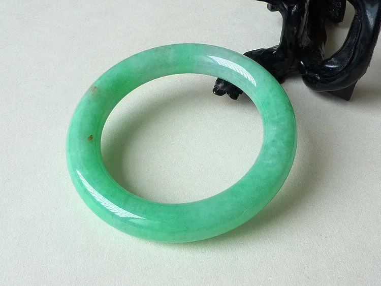 Natural Jade Bangle Jadeite Bangle Internal Diameter 54.2mm BER105
